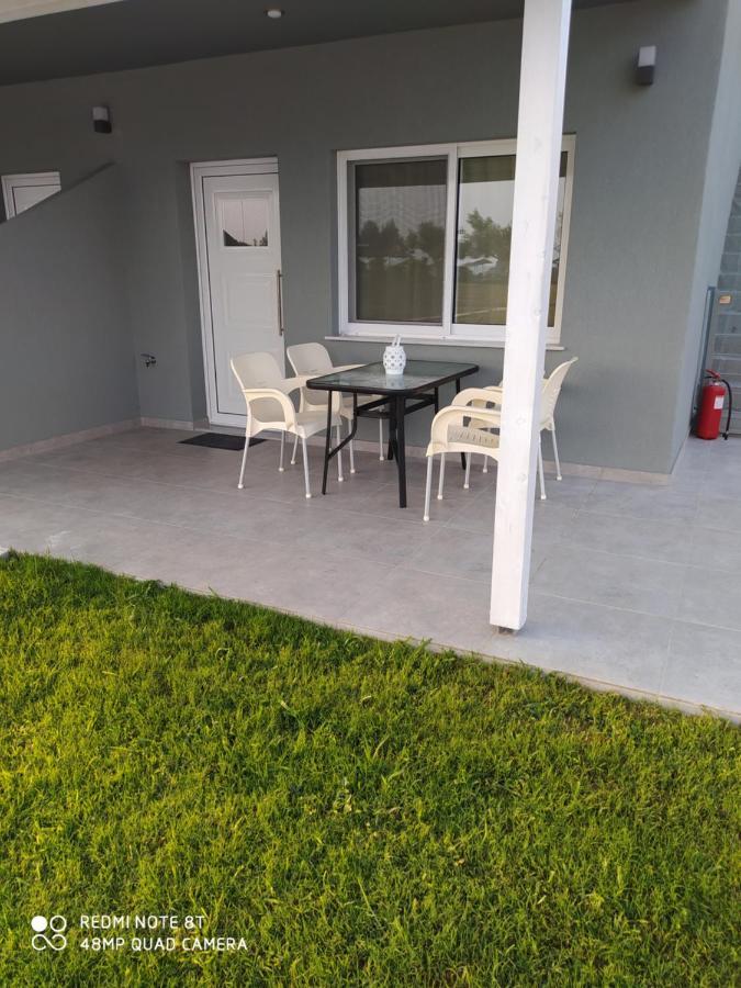 Onar By The Sea Luxurious Apartments Flogita Exterior foto