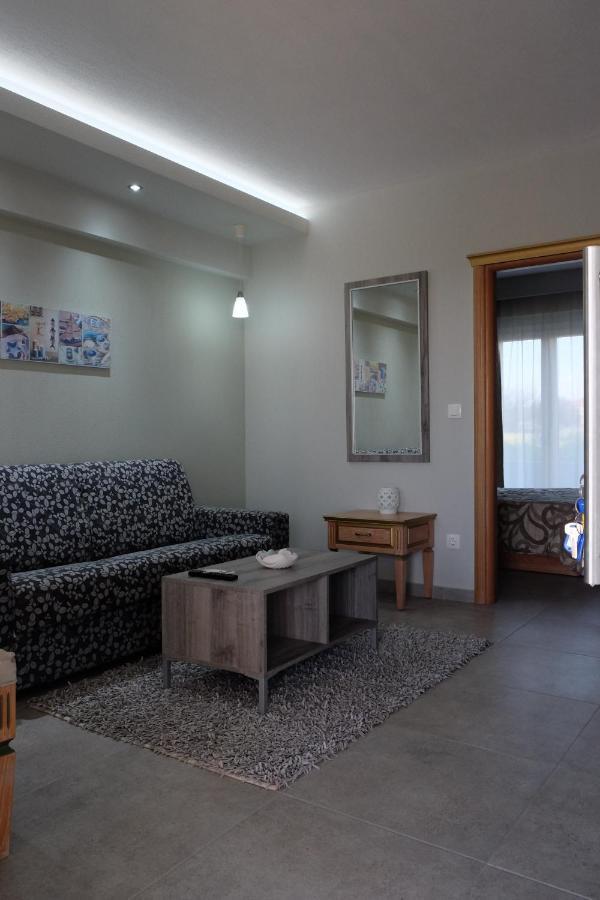 Onar By The Sea Luxurious Apartments Flogita Exterior foto