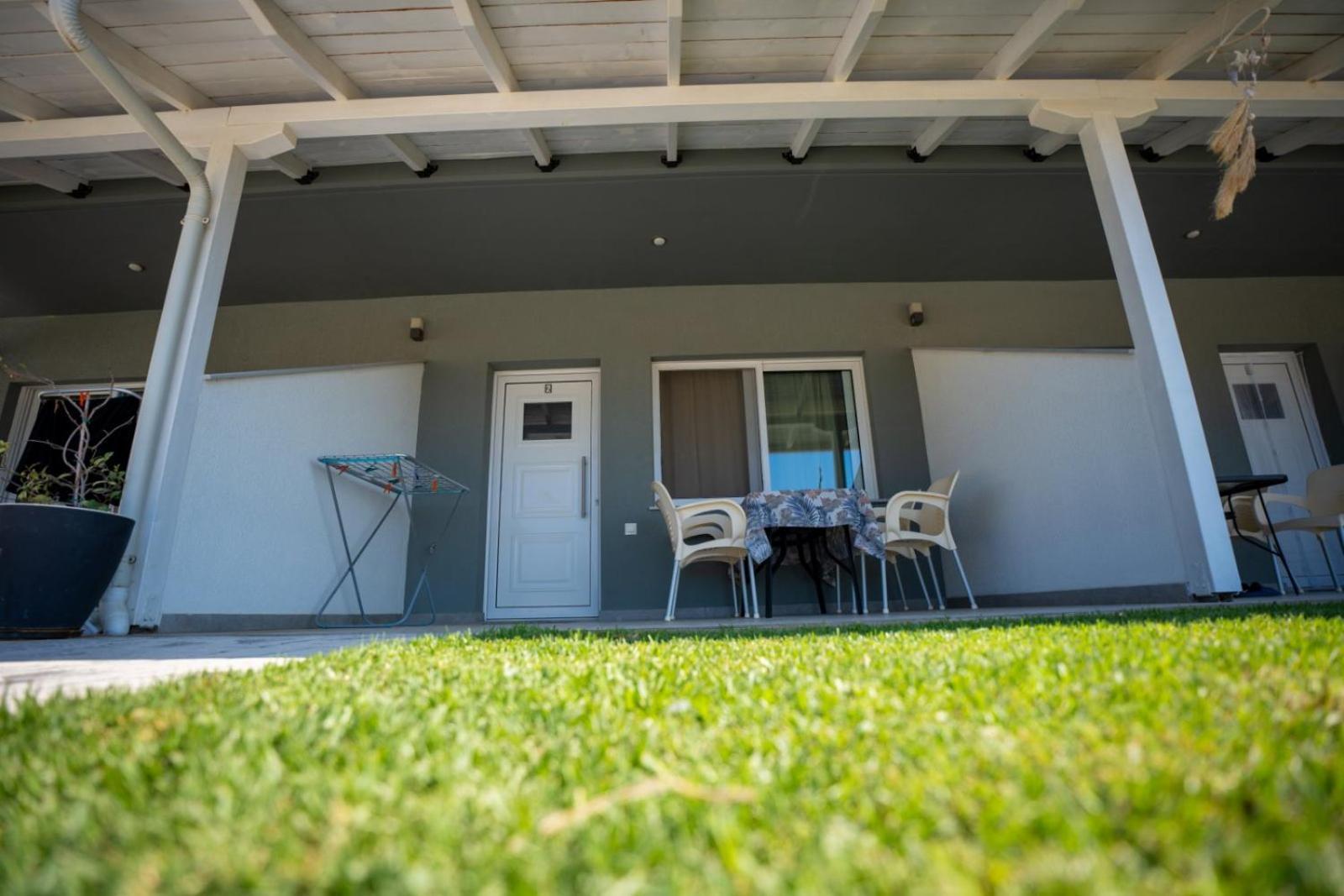 Onar By The Sea Luxurious Apartments Flogita Exterior foto