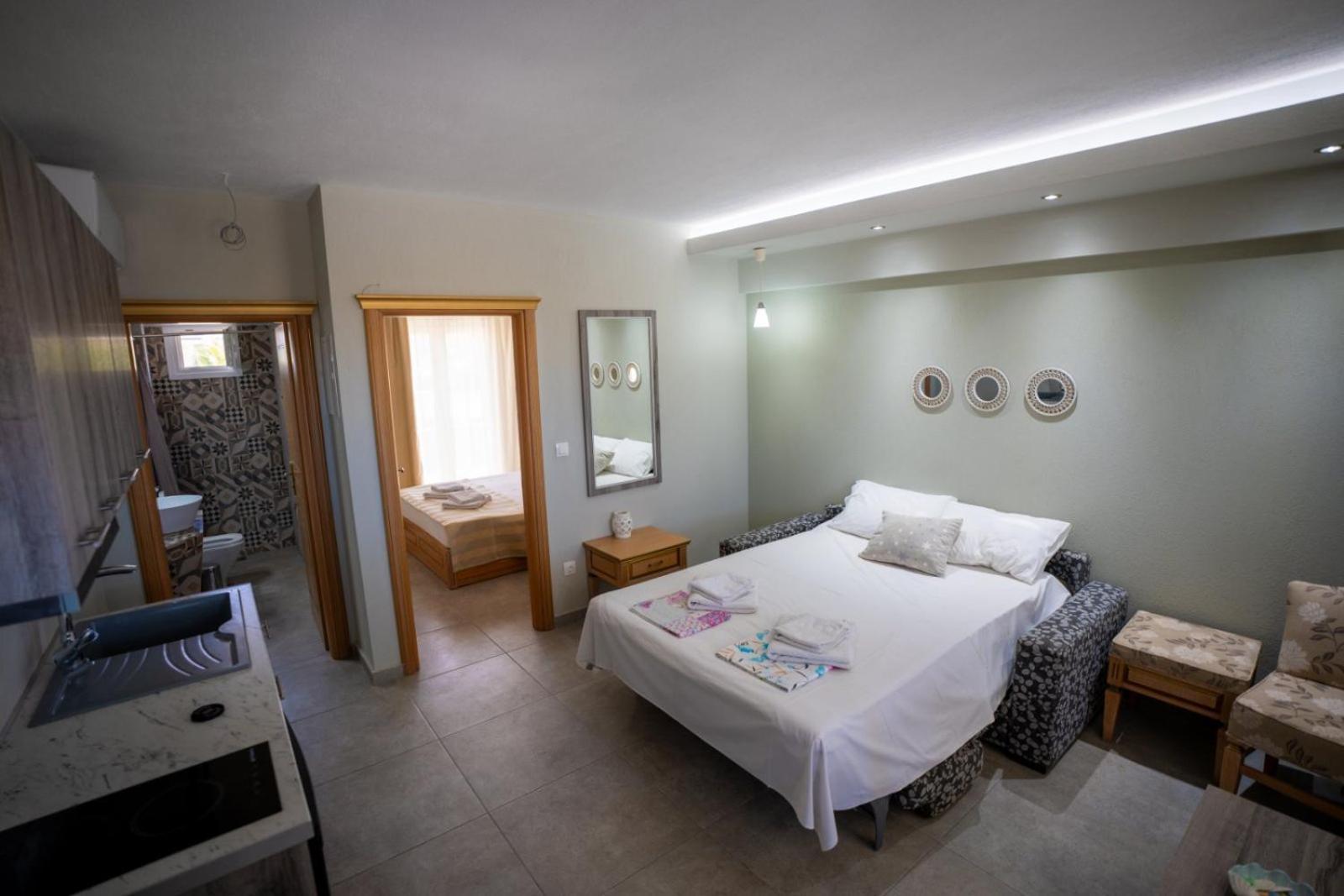 Onar By The Sea Luxurious Apartments Flogita Exterior foto